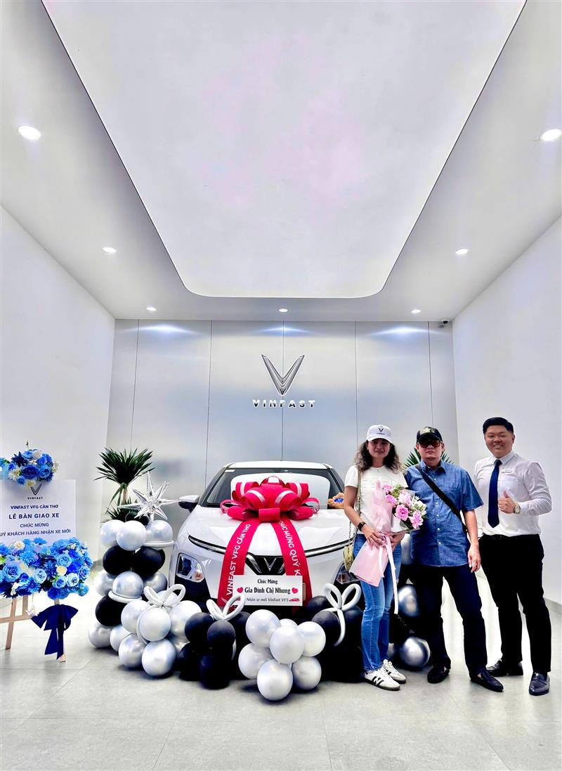 Giao xe cho Quý khách hàng