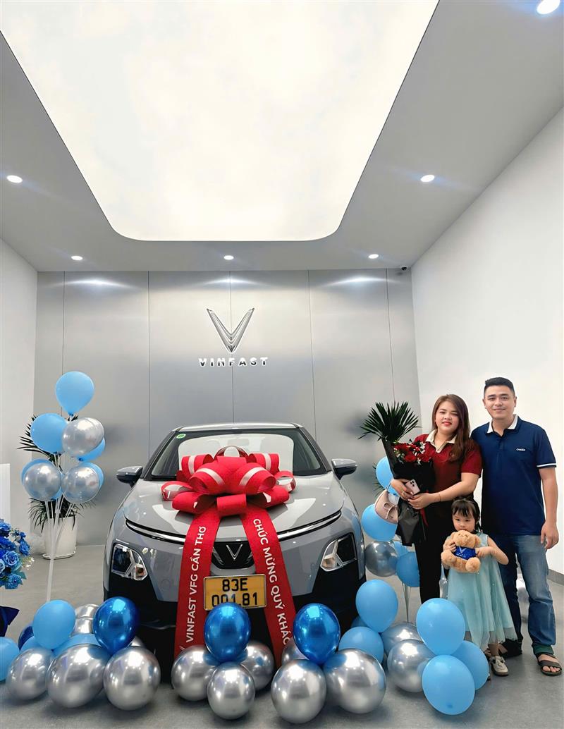 Giao xe cho Quý khách hàng